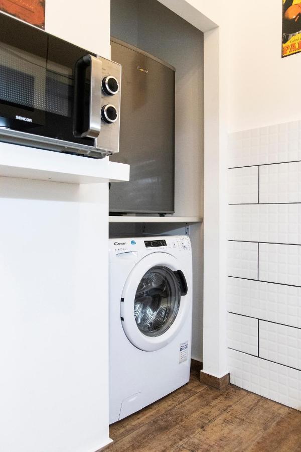 Astoria Tiny Apartment Budapest Luaran gambar