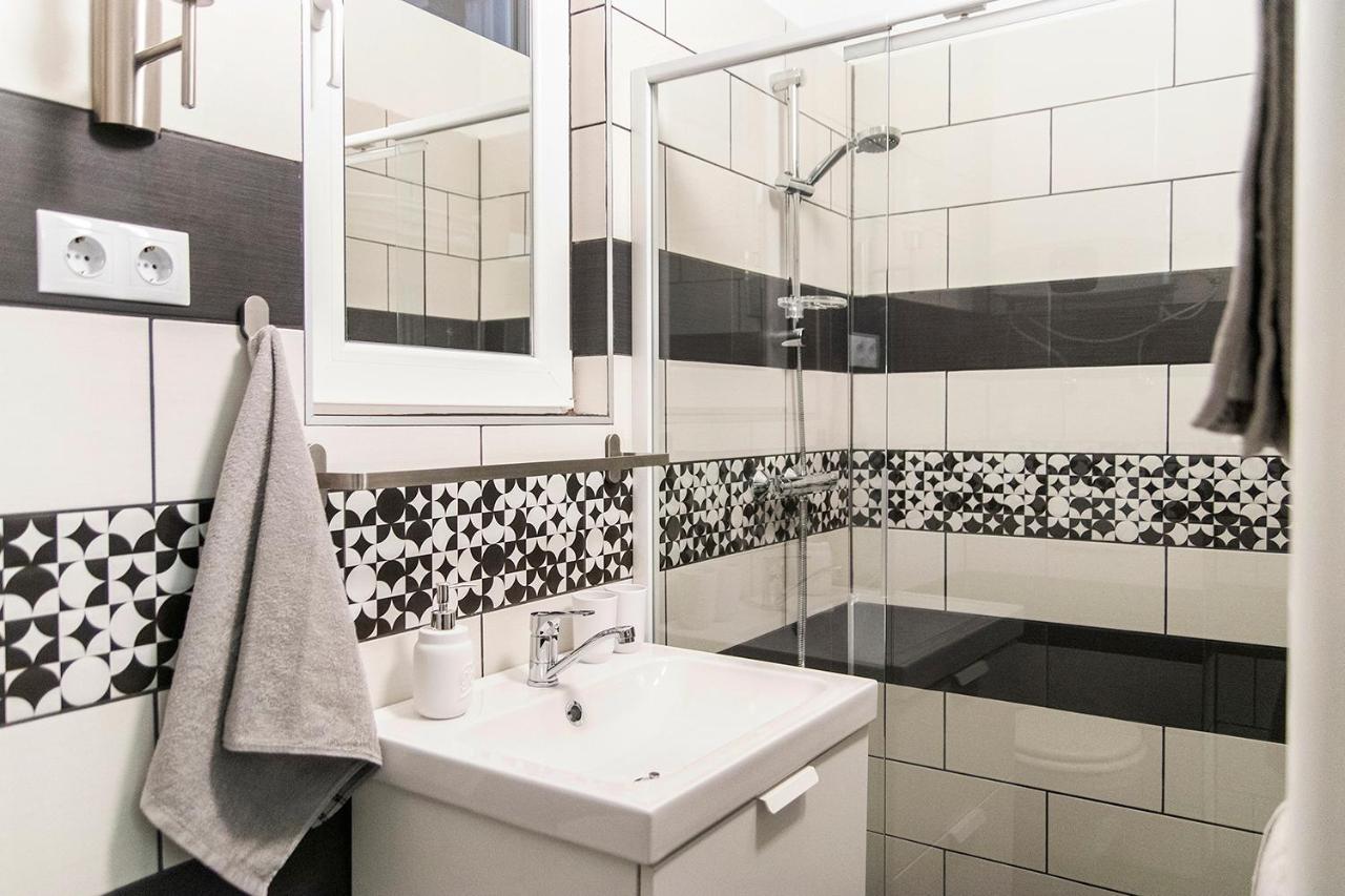 Astoria Tiny Apartment Budapest Luaran gambar